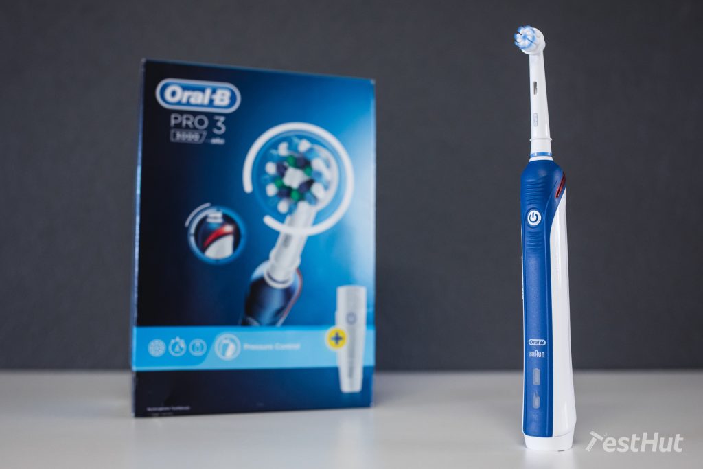Electric toothbrush Oral-B Pro 3000 with box
