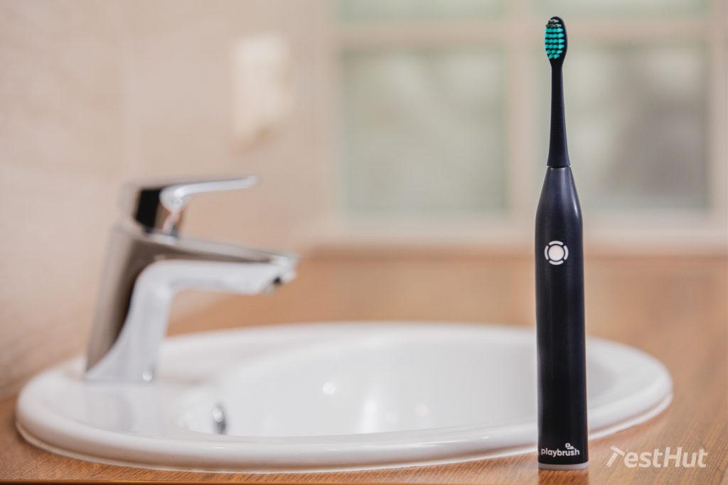 Electric smart toothbrushPlaybrushsink