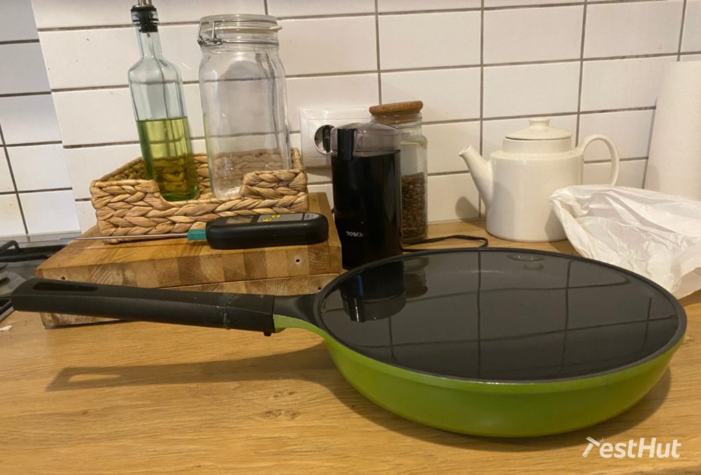 Ozeri GreenEarth Smooth Ceramic Pan with a lid