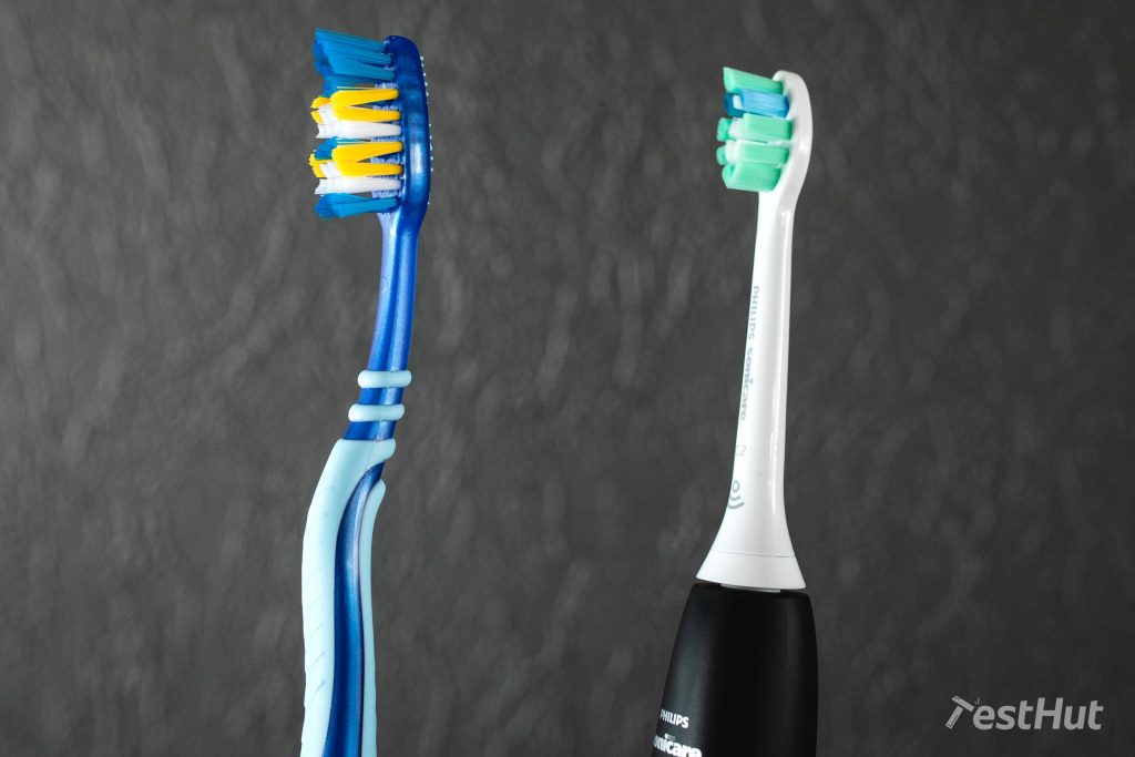 Electric toothbrush Philips Sonicare vs manual